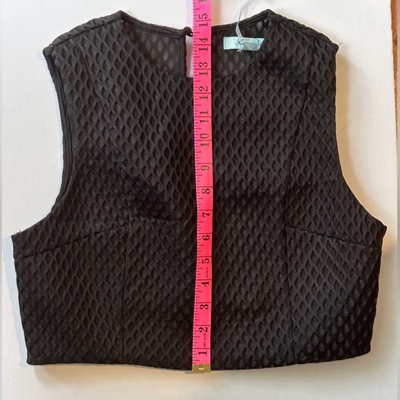 NWT.  She & Sky black crop top. - Picture 3 of 12